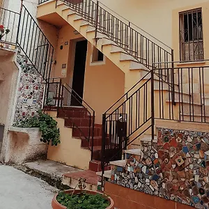 https://cocciu-damuri-sciacca.sicilyhotelsitaly.net